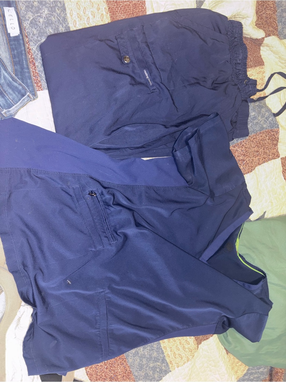 healing hands Navy Women's Jogger Pants and Scrub Top Set